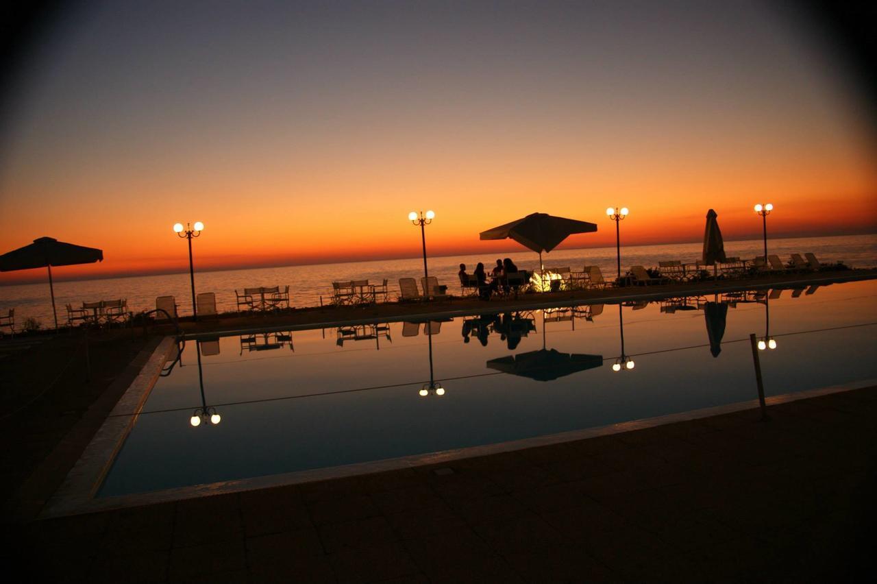 Hotel Limenari Filiatrá Esterno foto